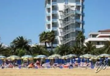 King Hotel 3*