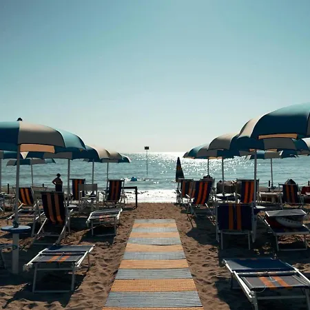 King 3* Alba Adriatica